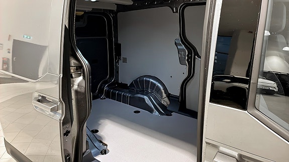 Kia PV5 6 of 14