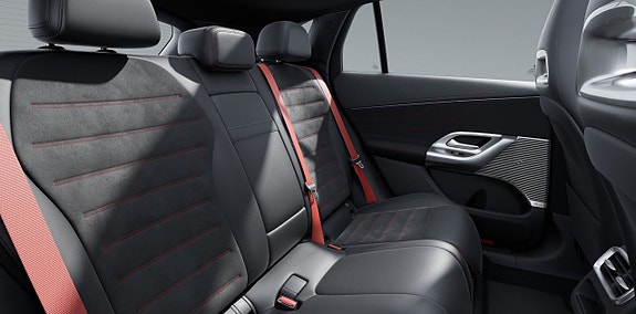 Mercedes-Benz GLC400 9 of 9