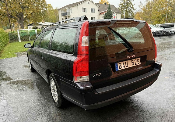 Volvo V70 18 of 22