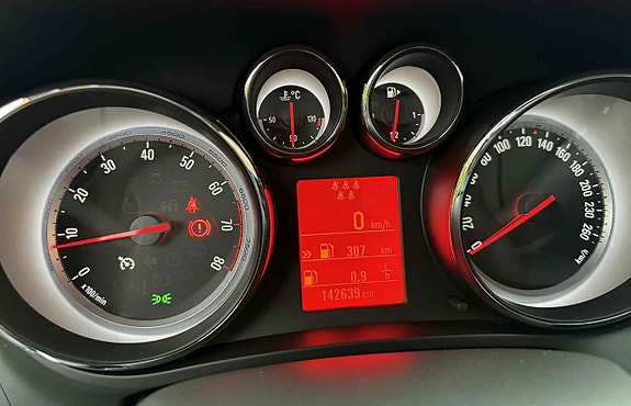 Opel Zafira Tourer 17 of 27