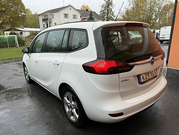 Opel Zafira Tourer 14 of 27