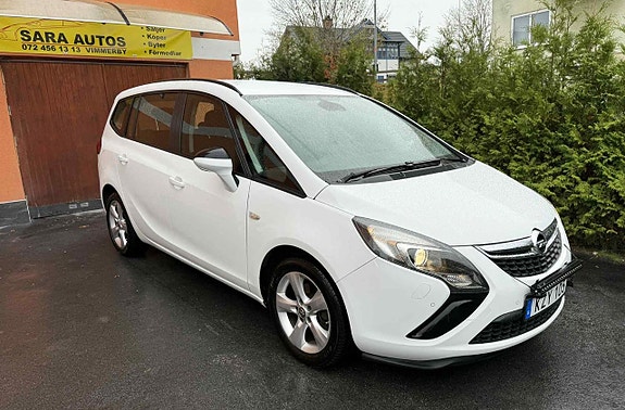 Opel Zafira Tourer 13 of 27