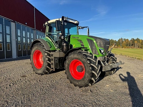 Fendt 828 VARIO S4 PROFI PLUS