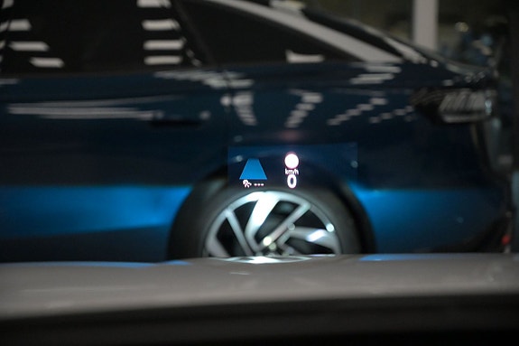 Volkswagen Passat 16 of 30