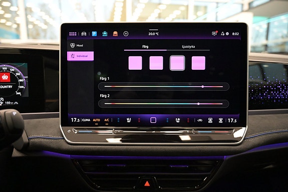Volkswagen Passat 19 of 30