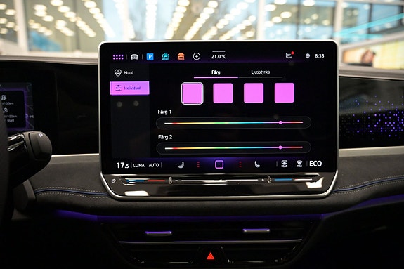 Volkswagen Passat 18 of 26