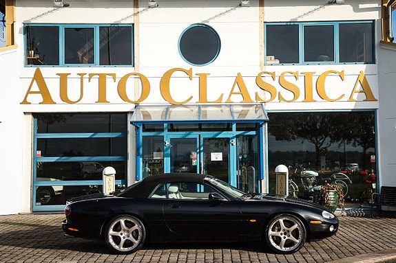 Jaguar XKR 10 of 18