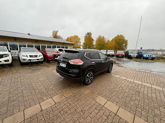 Nissan X-Trail 4 of 5