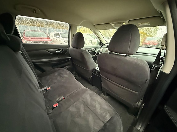 Nissan X-Trail 10 of 21