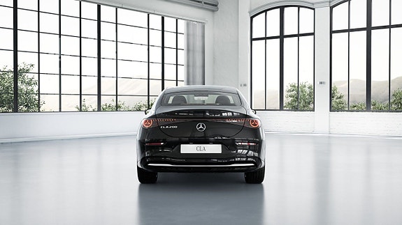 Mercedes-Benz CLA200 6 of 12