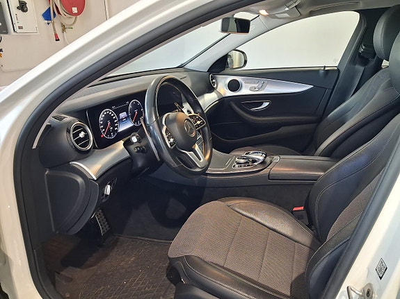 Mercedes-Benz E220 d 3 of 8