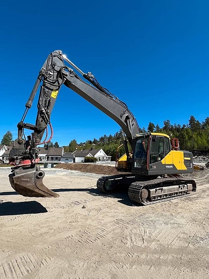 Volvo EC220 -23 DIG assist 2000 timmar