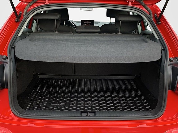 Audi Q2 11 of 12