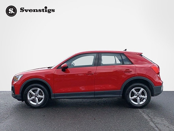 Audi Q2 4 of 5