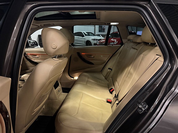 BMW 335d 19 of 26