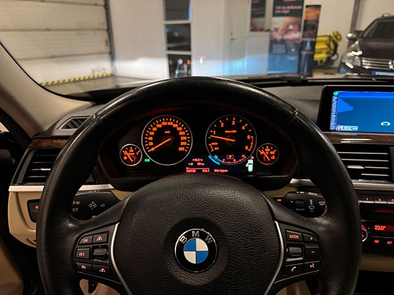 BMW 335d 21 of 26