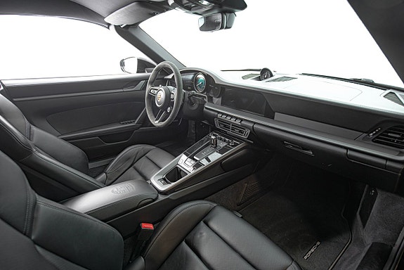 Porsche 911 15 of 30
