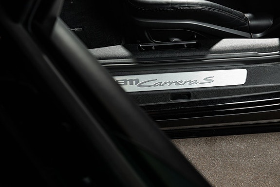 Porsche 911 25 of 30