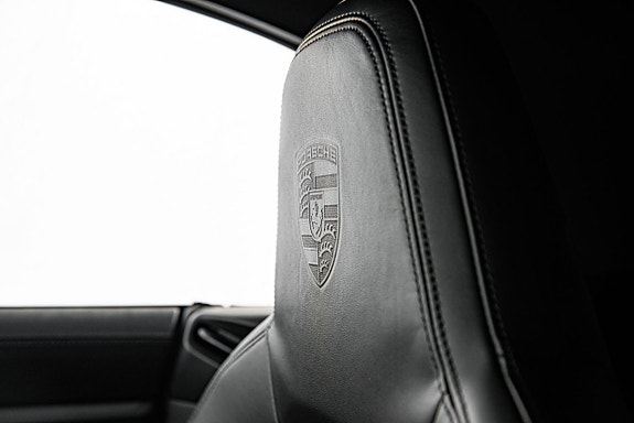 Porsche 911 23 of 30