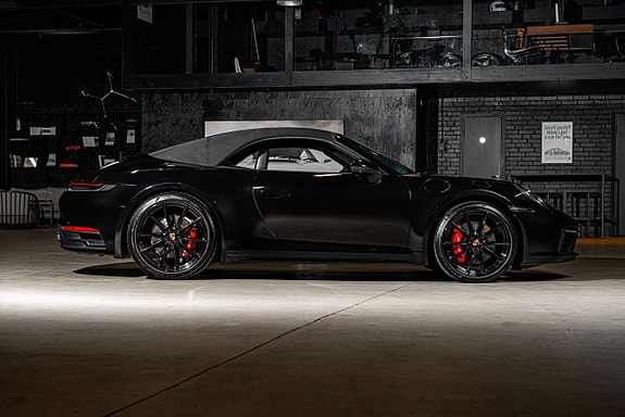 Porsche 911 8 of 30