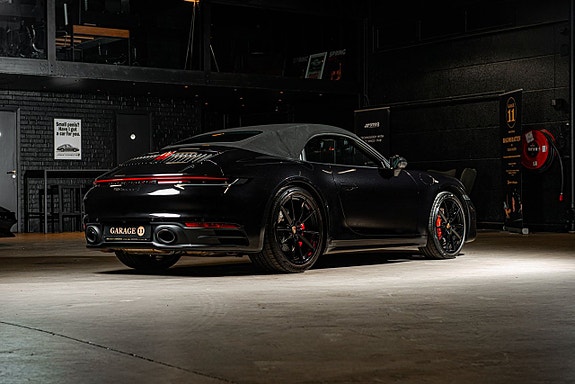 Porsche 911 7 of 30