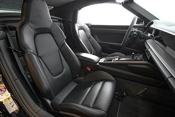 Porsche 911 17 of 30