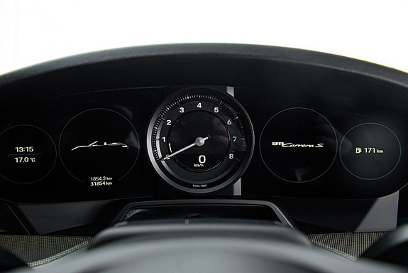 Porsche 911 18 of 30