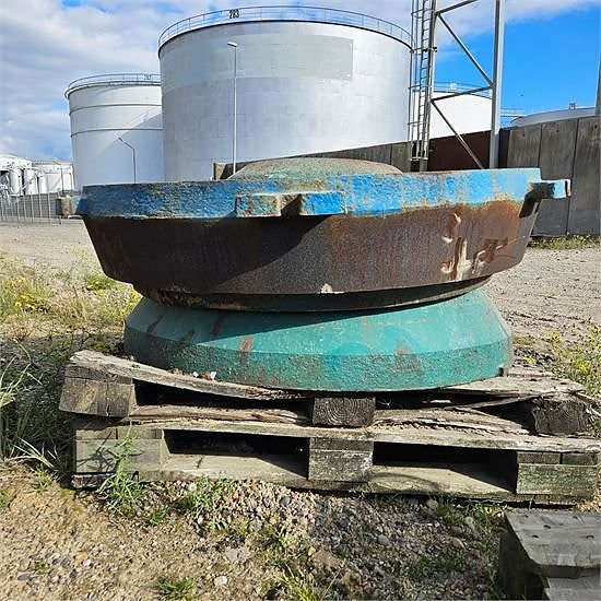 Metso GP300 - Complete set of cones - Never mounted 24 of 30