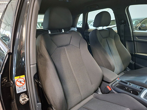 Audi Q3 10 of 17