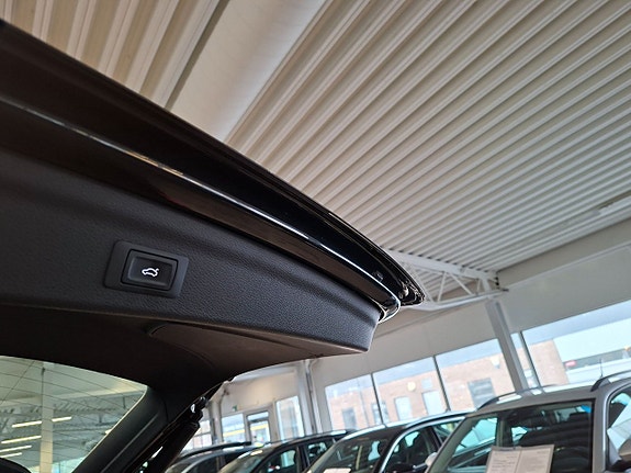 Audi Q3 14 of 17