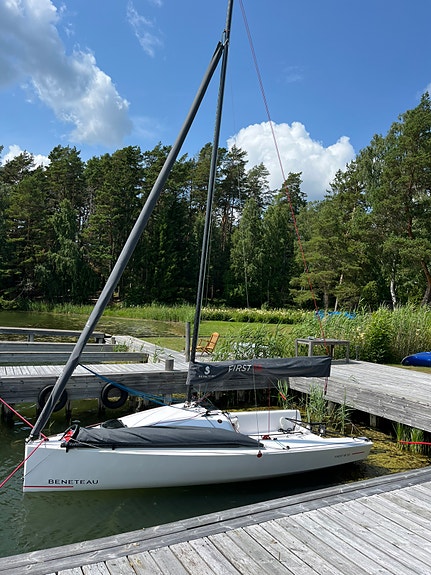 Beneteau First 18 SE — Vedi foto 1