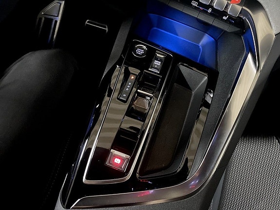 Peugeot 5008 12 of 16