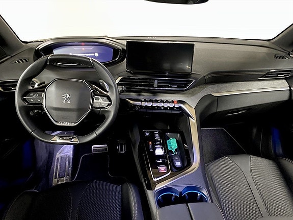 Peugeot 5008 7 of 16