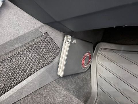 Volkswagen Golf VIII 12 of 13