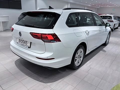Volkswagen Golf VIII 8 of 13