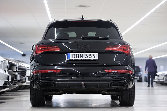 Audi Q5 9 of 27