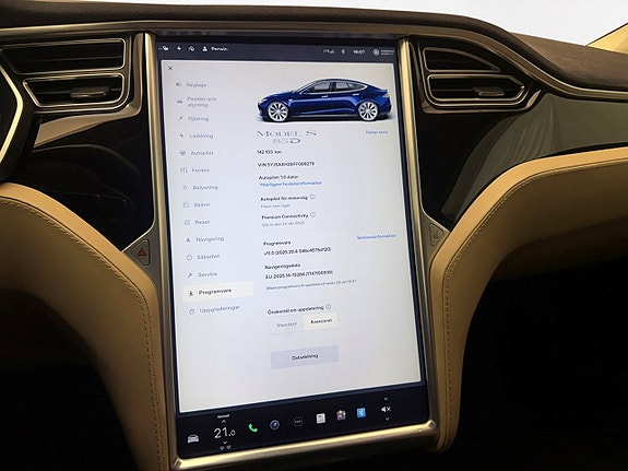 Tesla Model S 24 of 27