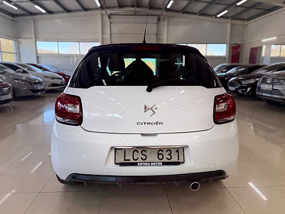 Citroen DS3 4 of 5