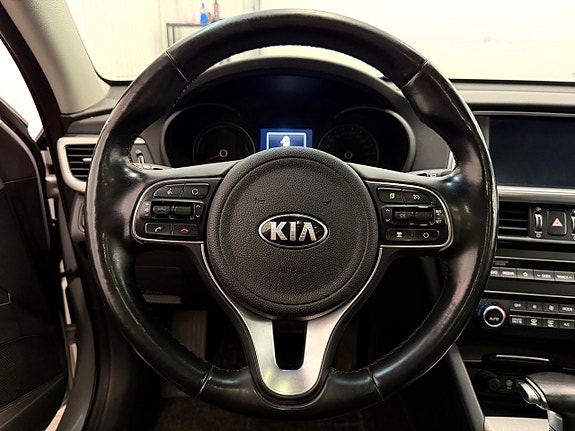 Kia Optima 18 of 24