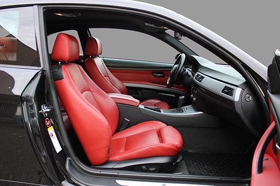 BMW 325i 8 of 11