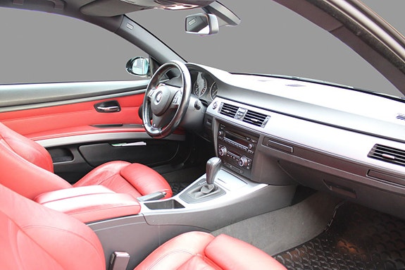 BMW 325i 9 of 11