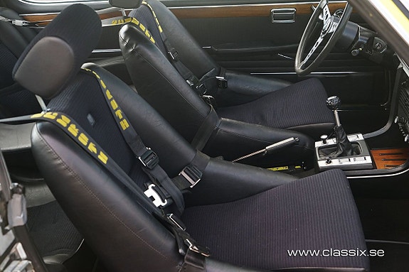 BMW 3.0 CSI 4 of 5