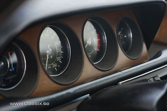 BMW 3.0 CSI 16 of 25