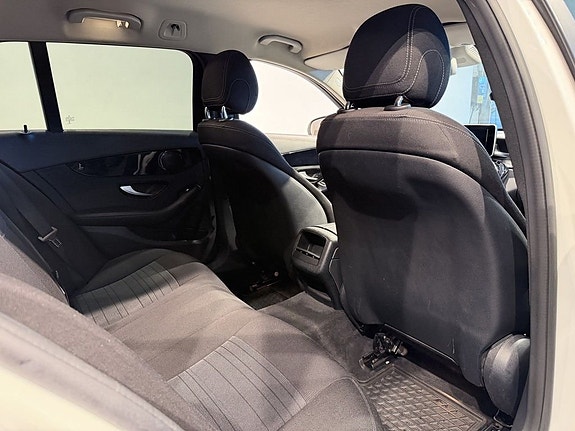 Mercedes-Benz C220 d 7 of 11