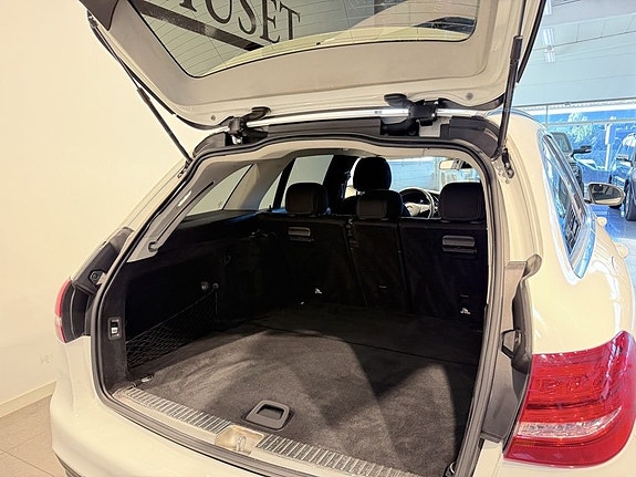 Mercedes-Benz C220 d 5 of 11