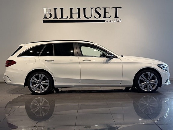 Mercedes-Benz C220 d 3 of 11