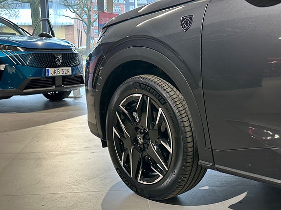 Peugeot 5008 6 of 16