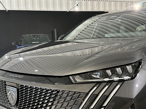 Peugeot 5008 8 of 16