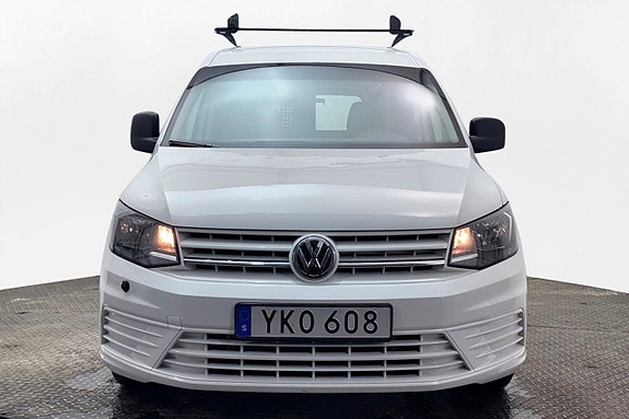 Volkswagen Caddy Maxi 3 of 5