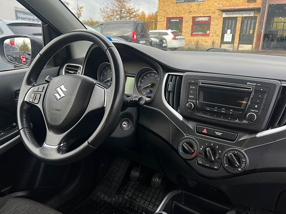 Suzuki Baleno 18 of 19